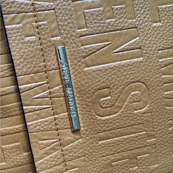 Nice STEVE MADDEN back pack 🌼🌼🌼 - Picture 9 of 16